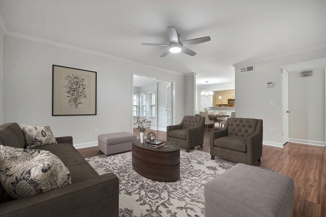 Foto del edificio - Spacious 2/2 Condo w/ Great Roommate Setup!