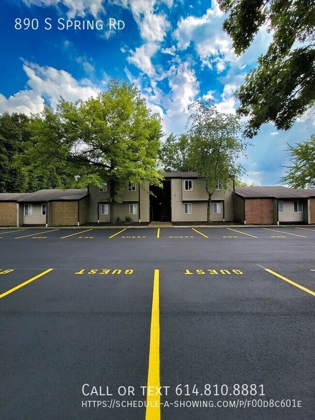 Foto del edificio - 890 S Spring Rd