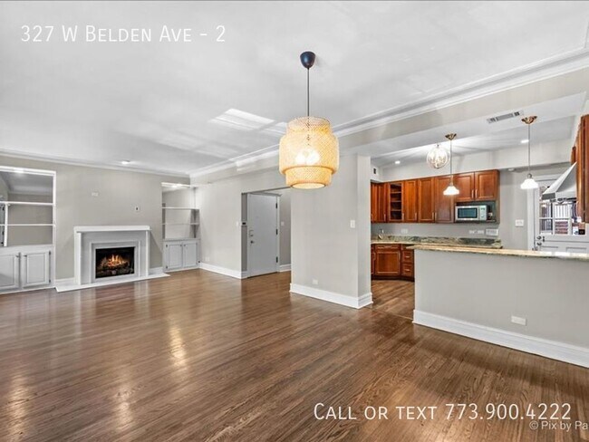 Building Photo - Rarely available 2 bed, 2 bath condominium...