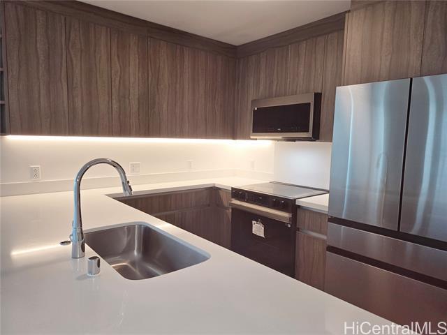 Building Photo - 1500 Rycroft St