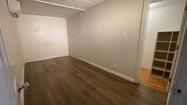 Foto del edificio - 155 N 3rd St