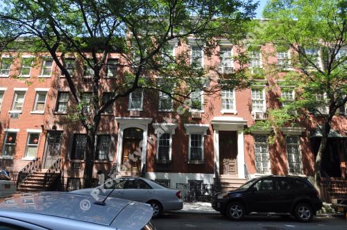 Primary Photo - 353 W 19th St
