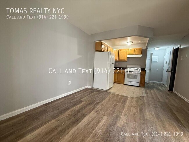 Foto del edificio - 998 Jennings St