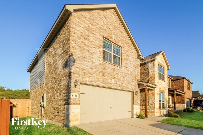 Building Photo - 5401 Zara Dr