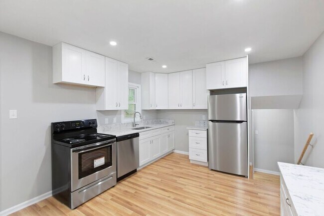 Foto del edificio - 3 Willow Branch Pl