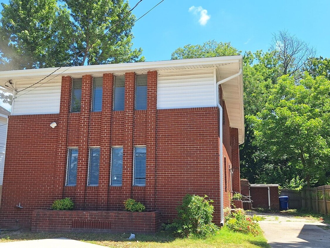 Primary Photo - Completely remodeled