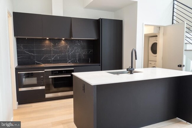 Foto del edificio - 1443 Euclid St NW