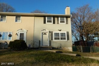 Building Photo - 3102 Sweetbay Dr