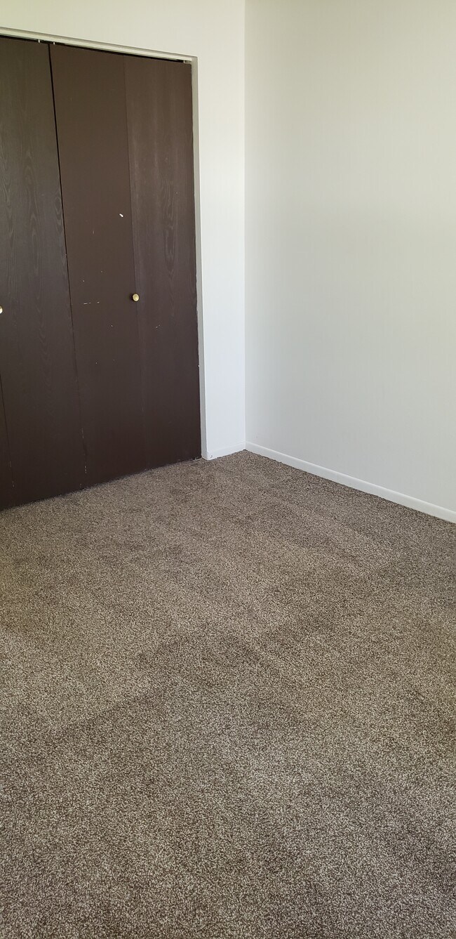 Foto del edificio - 4223 N Progress Rd