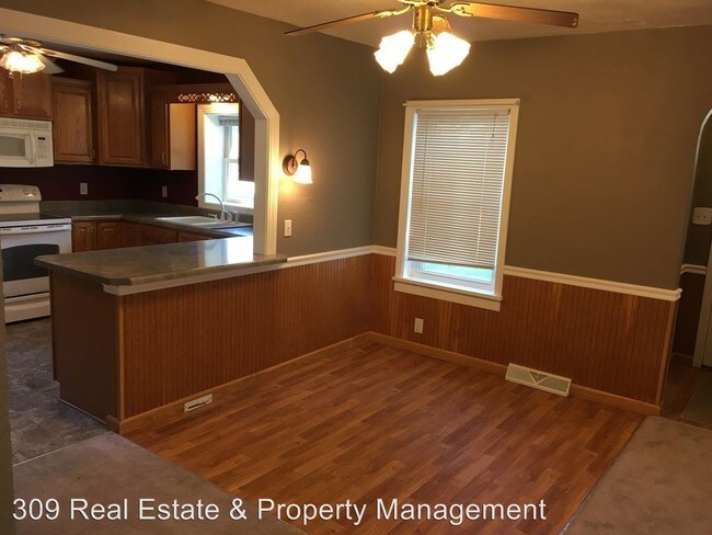 Foto del edificio - 4 br, 2 bath House - 106 E Kauffman St