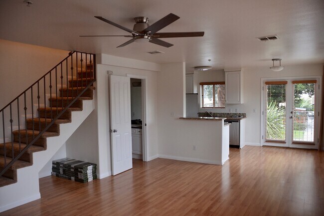 Foto del edificio - 2495 Corinth Ave