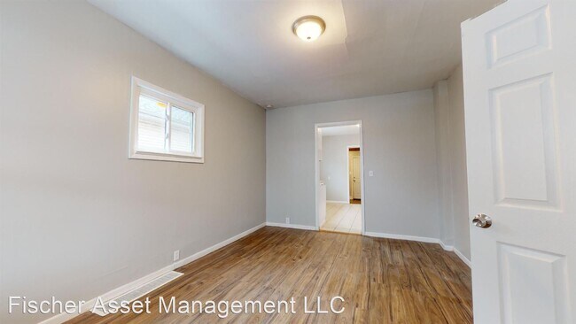 Building Photo - 3 br, 1 bath House - 2505 Tate Ave.