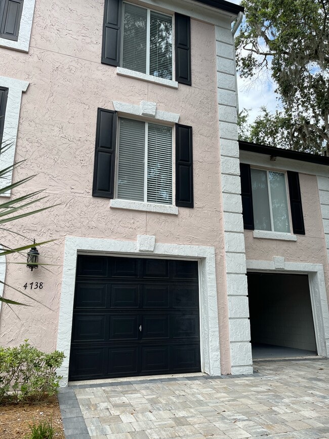 Building Photo - 4738 Westwind Ct