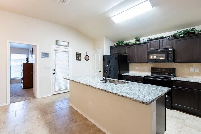 Foto del edificio - Great 3 bedroom 2 bathroom house in Bell F...
