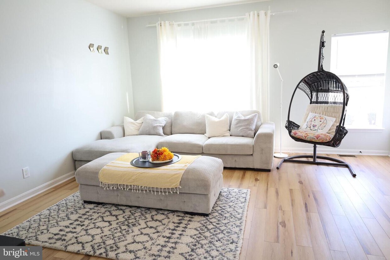 Foto principal - 4936 Wensel Rd