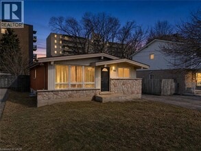 Building Photo - 37 Lilacside Dr