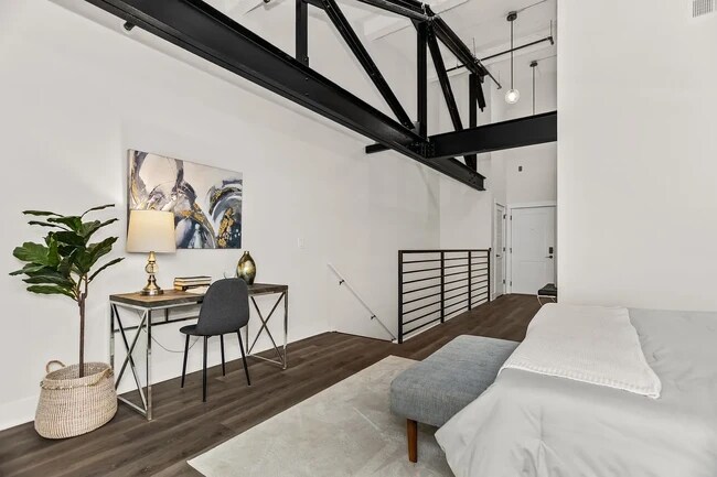 Foto del edificio - 1453 Maple Ave