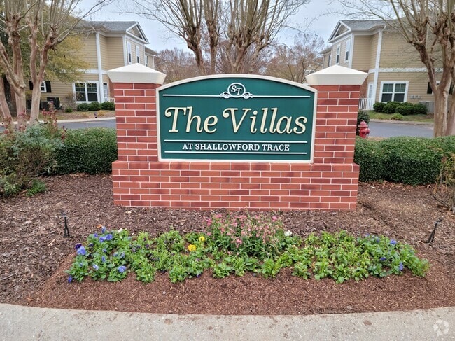 Building Photo - 6203 Regency Ct