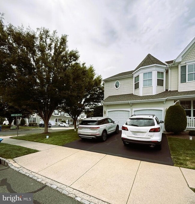Foto del edificio - 240 Honey Hollow Ln