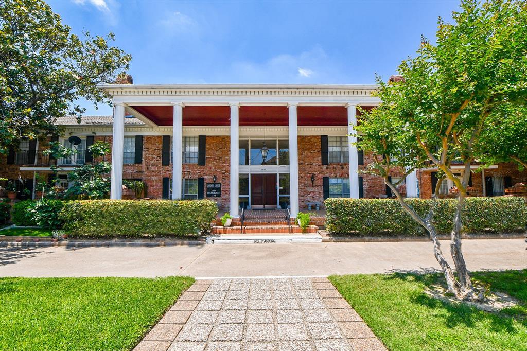 Primary Photo - 2824 Briarhurst Dr