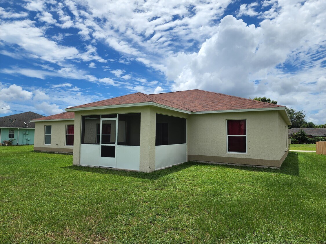 Foto del edificio - 2709 SW Somber Rd