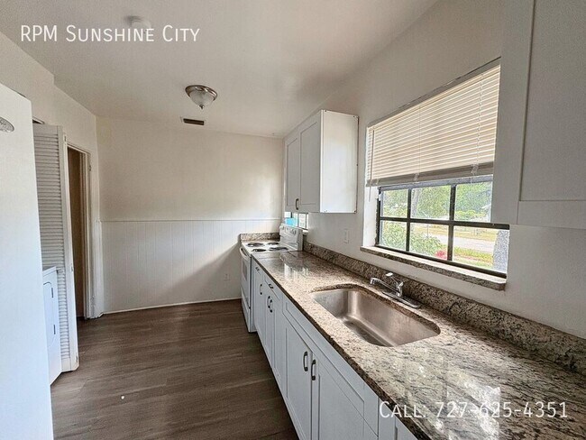 Foto del edificio - 3467 16th Ave S