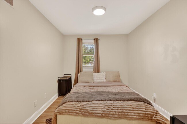 Foto del edificio - 47 E Madison Ave