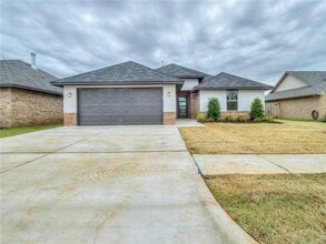 Building Photo - 16705 Monroe Dr
