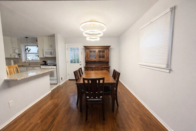 Foto del edificio - 2775 Morris Ave
