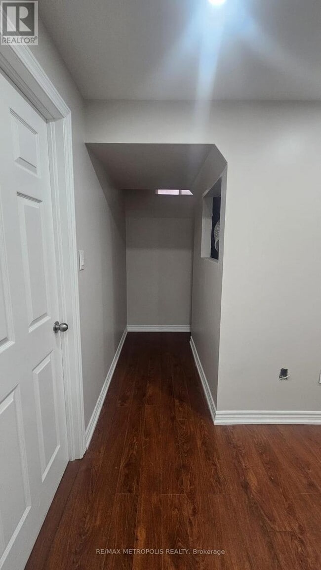 Photo du bâtiment - 54 Amethyst Cir