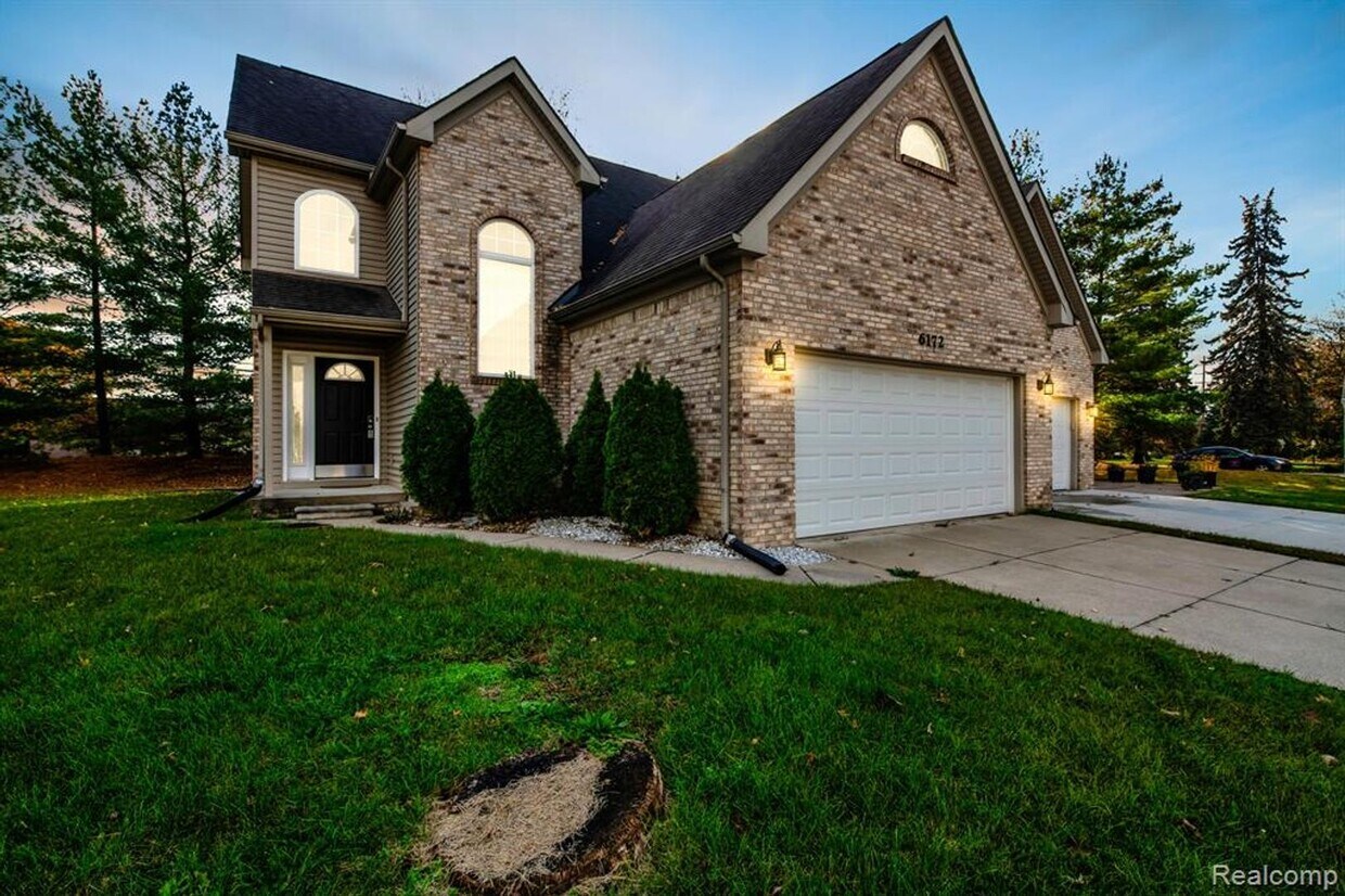 Primary Photo - Beautiful Condo!