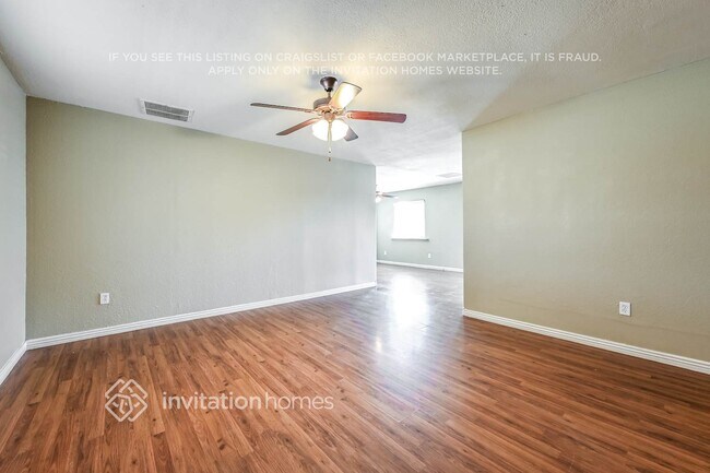 Foto del edificio - 3329 W Runion Dr