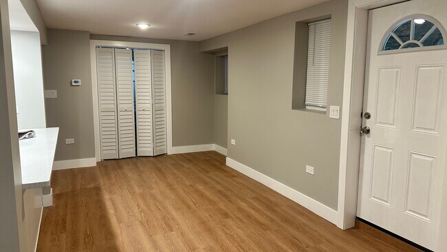 Foto del edificio - 1429 N Fairfield Ave