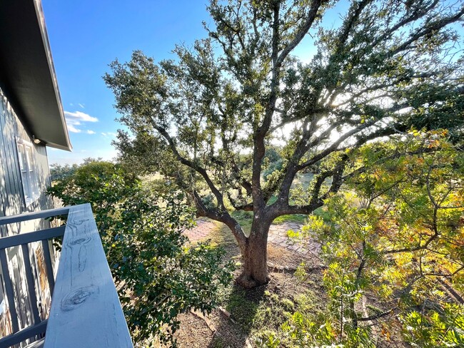 Foto del edificio - Working Ranch Estate Home