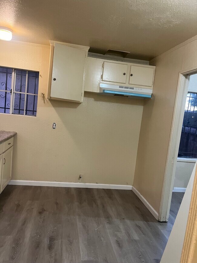 Foto del edificio - 455 W Magnolia St