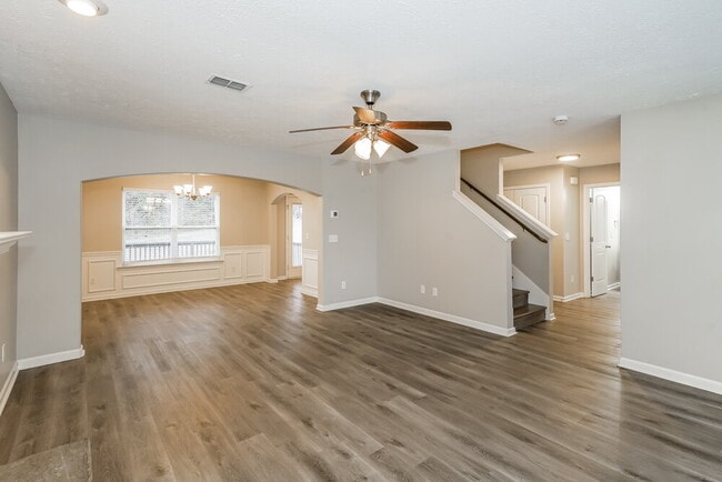 Foto del edificio - 1732 Elijah Ryan Dr