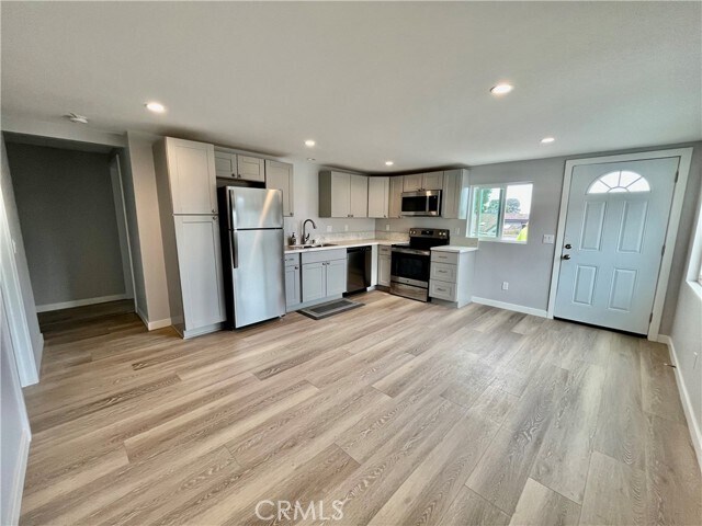 Primary Photo - 1401 Crestridge Dr
