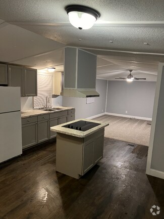 Building Photo - 4220 Medlin Rd