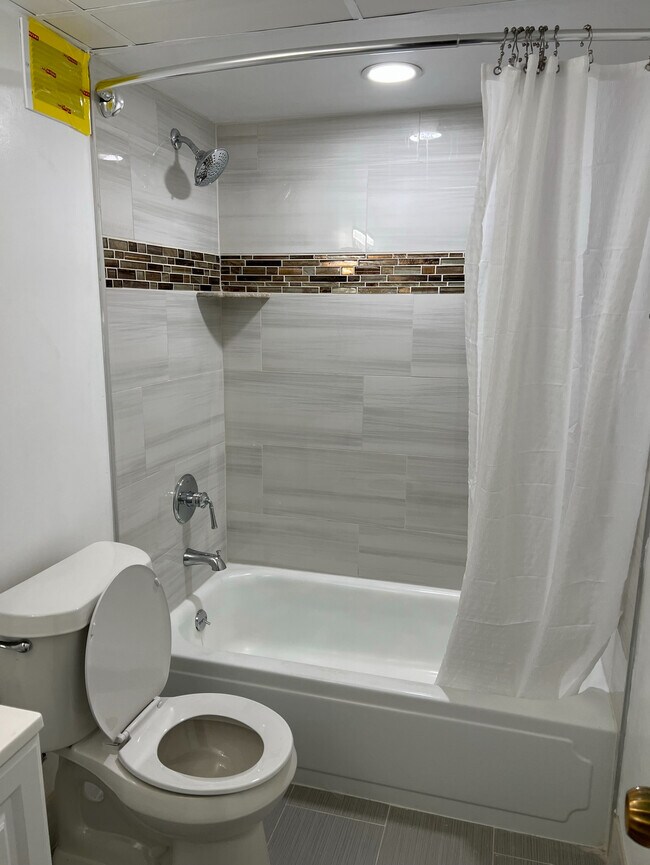 801 Yale Ave Unit Apt 102, Swarthmore, PA 19081 Condo for Rent in