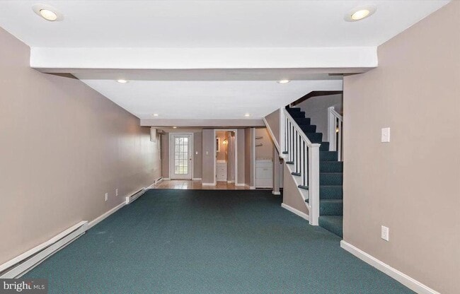 Building Photo - 10703 Fingerboard Rd