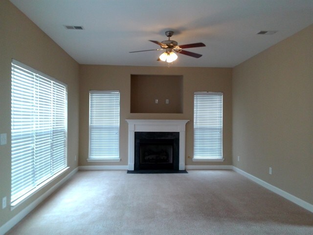 Foto del edificio - 4101 Oakstone Drive