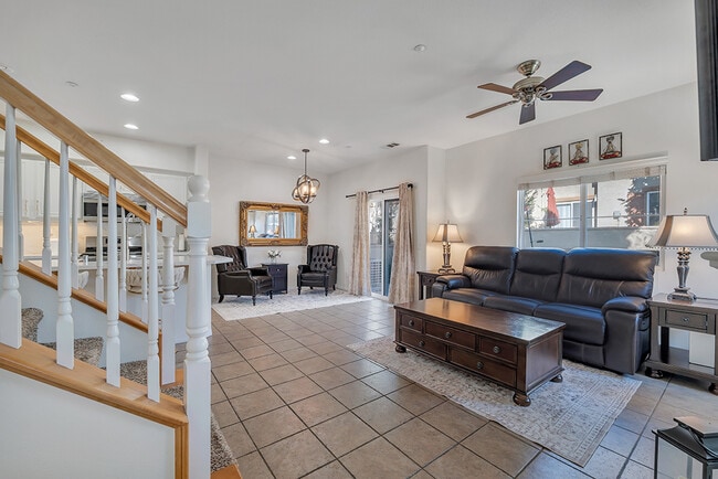 Foto del edificio - 2641 Night Jasmine Dr