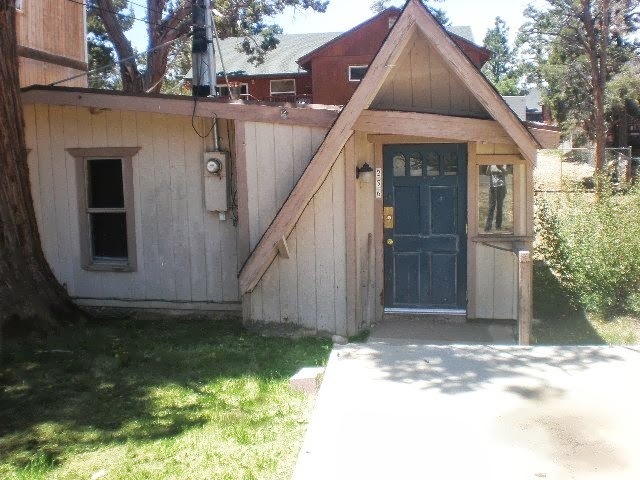 Primary Photo - Cozy One Bedroom