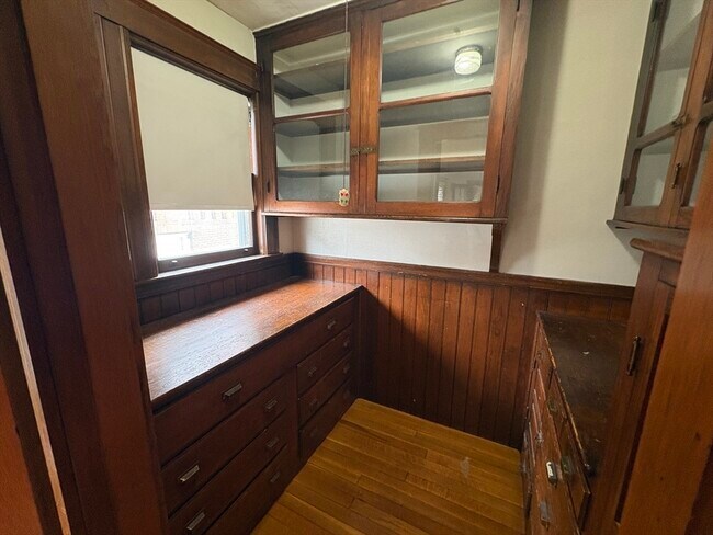 Building Photo - 200 Washington St