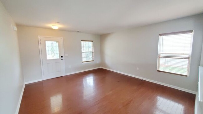 Building Photo - Now renting Spacious 3 bedroom home in Monroe