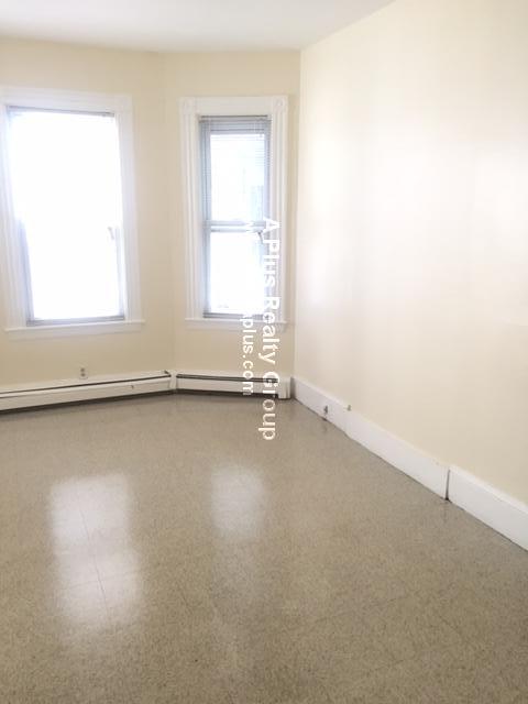 Foto del edificio - 10 Buckley Ave