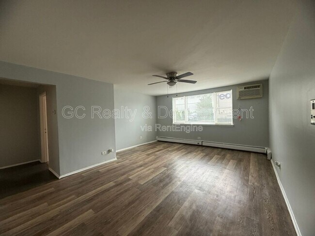 Foto del edificio - 316 N Warwick Ave