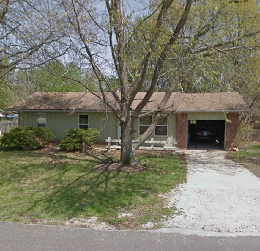 Foto principal - 3 bedroom house in Nixa!