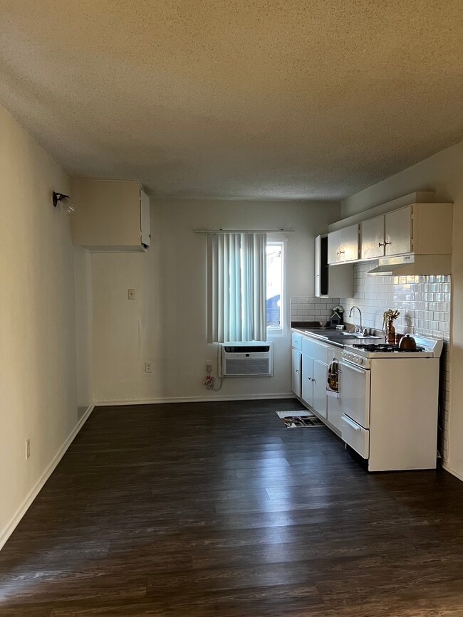 Building Photo - Norwood Apartments