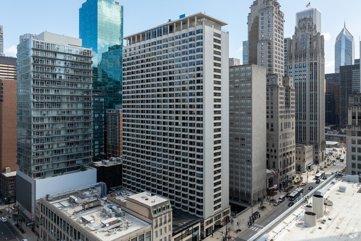 Primario - 535-541 N Michigan Ave